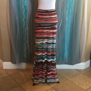Karen Kane Maxi Skirt, Small